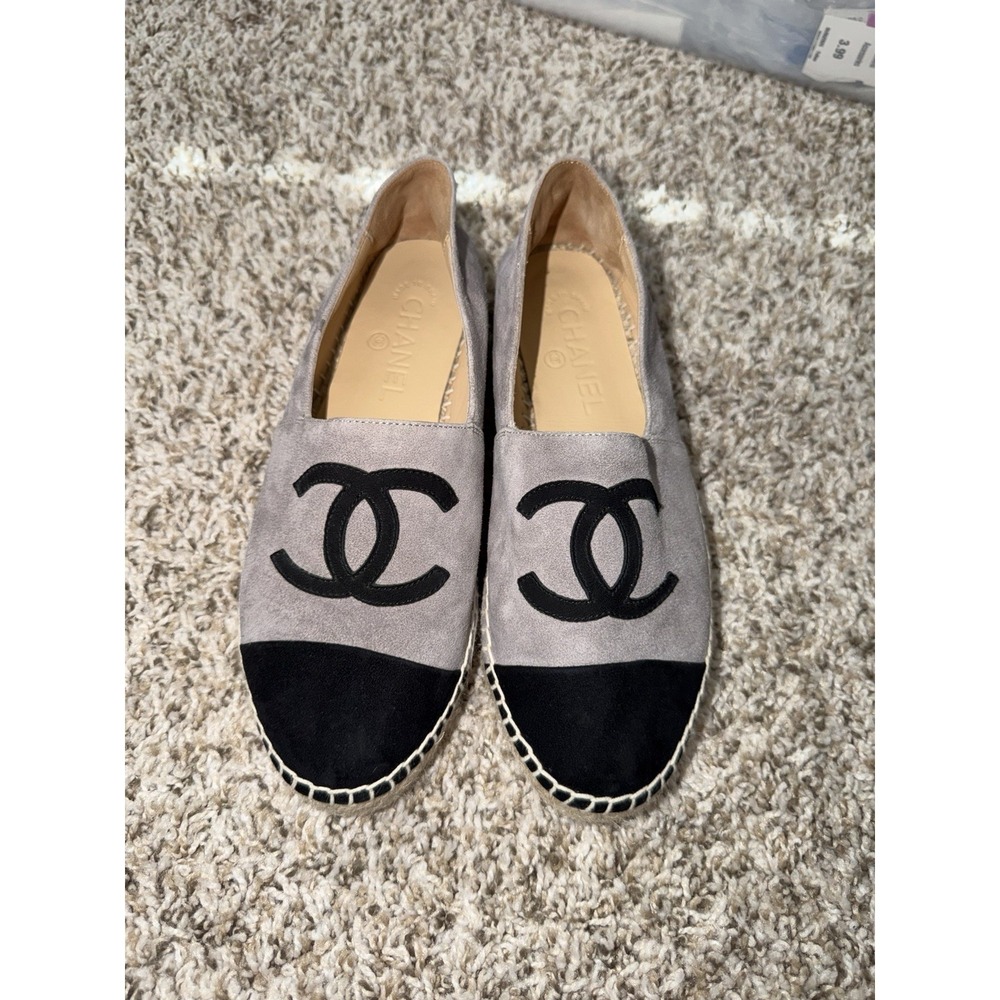 CHANEL Black Grey Suede Leather Espadrilles Sz 37 Size US 6.5 AMAZING CONDITION